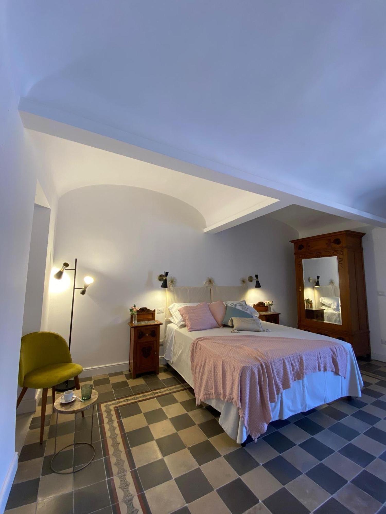 Bed and Breakfast Dimora Dei Minoriti CTA Exteriér fotografie