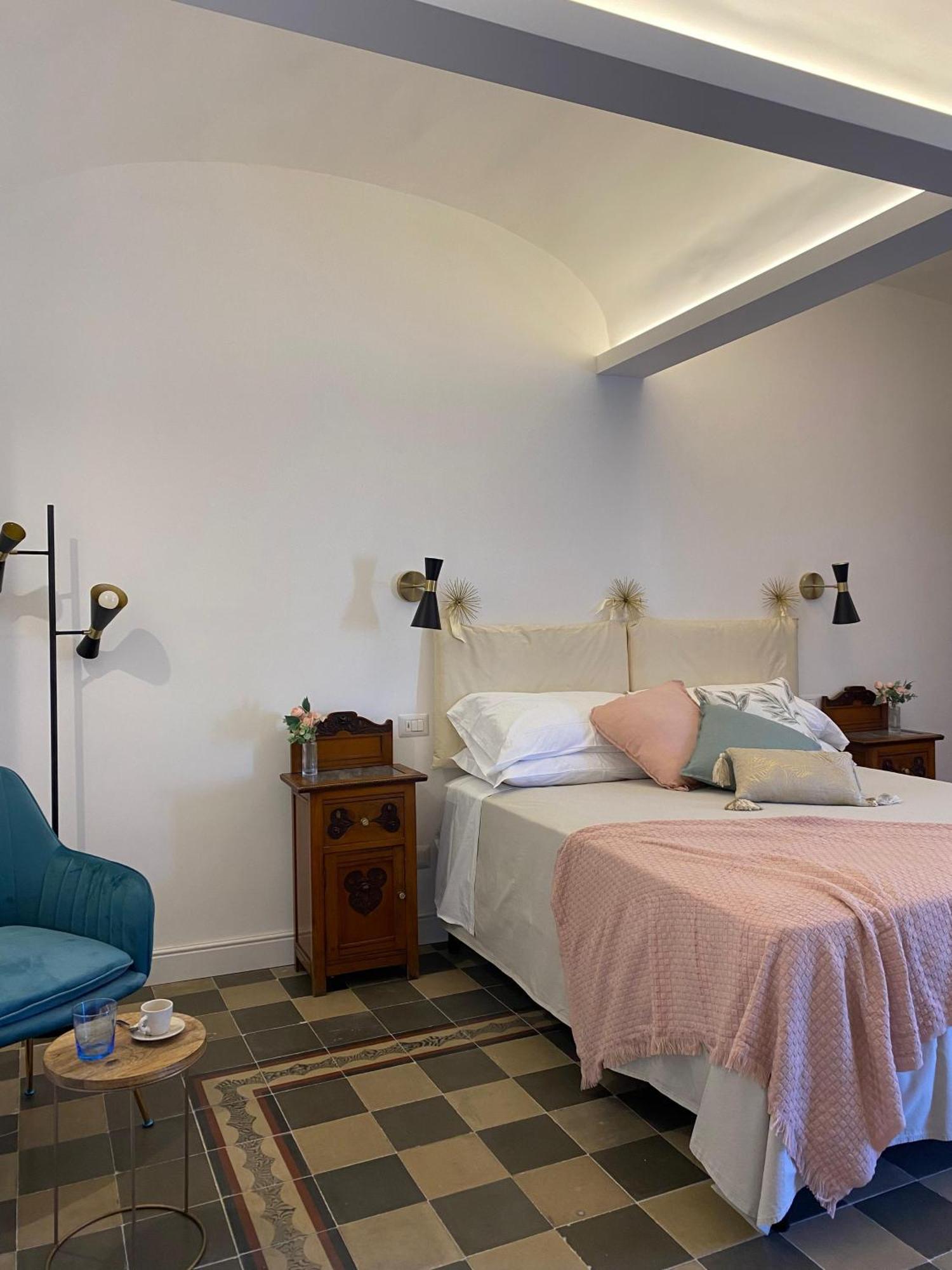 Bed and Breakfast Dimora Dei Minoriti CTA Exteriér fotografie